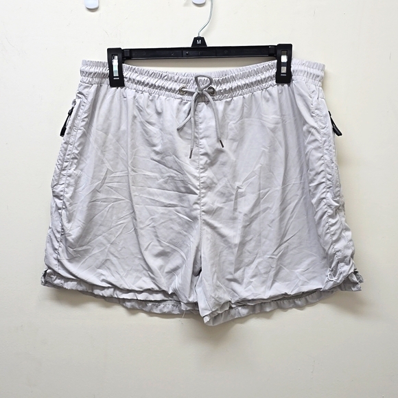 Diamond Supply Co. Other - Diamond Mesh Lined Mens Shorts - Size L